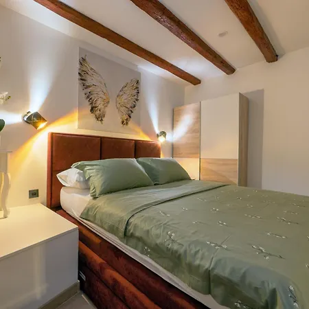 Bernard Deluxe Renovated Peaceful Old Town Gem Apartmán Split