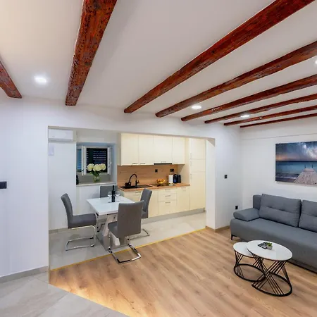 Bernard Deluxe Renovated Peaceful Old Town Gem 公寓 斯普利特