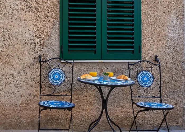 Bernard Deluxe Renovated Peaceful Old Town Gem Apartment Split